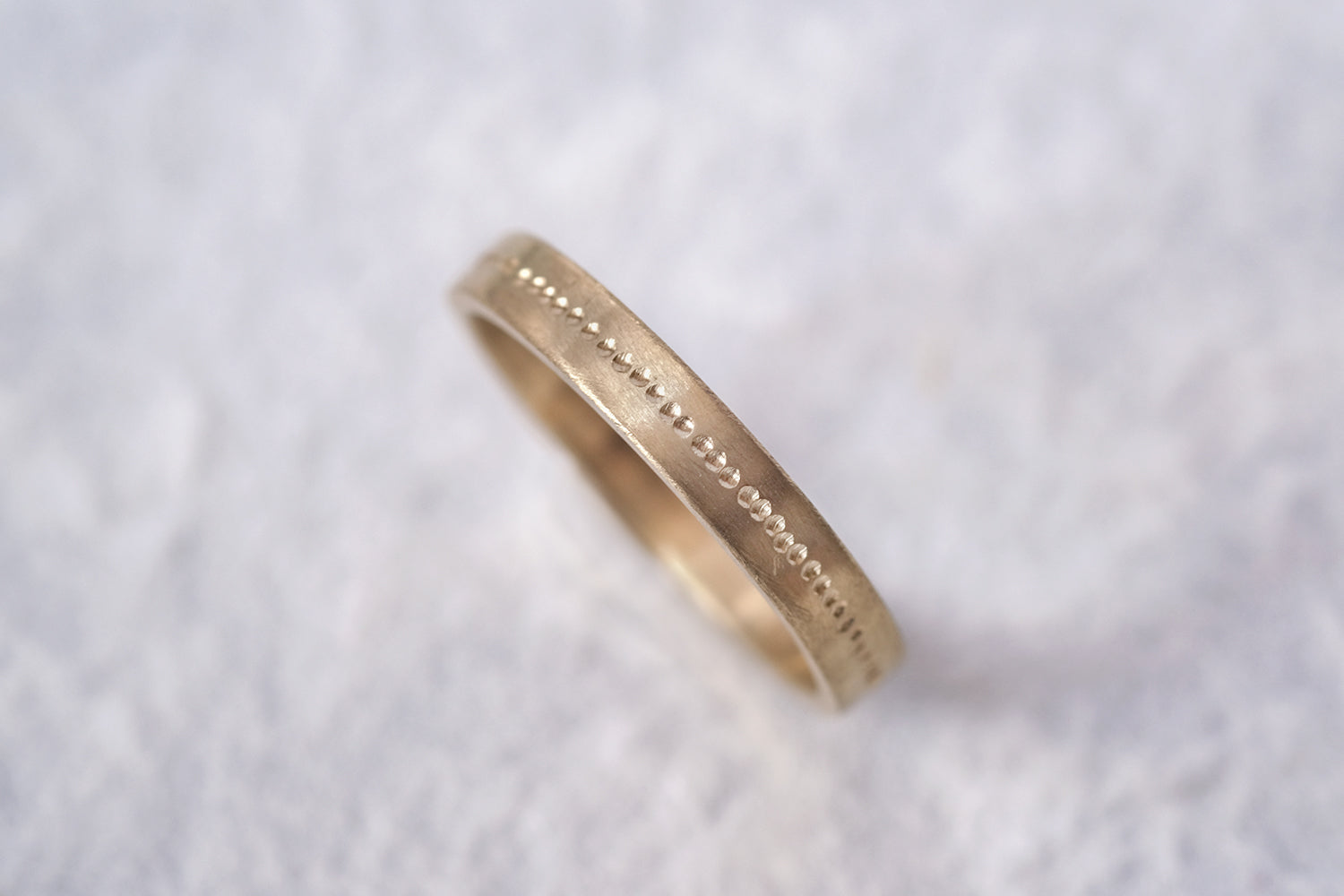 טבעת נישואין זהב נקודות