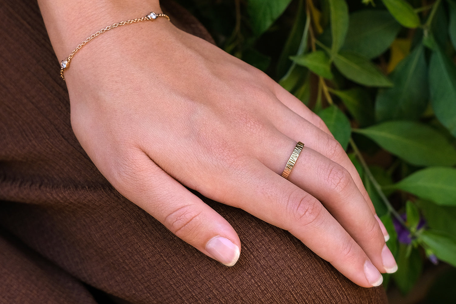 טבעת נישואין זהב בעיצוב גזע עץ 3 מ"מ